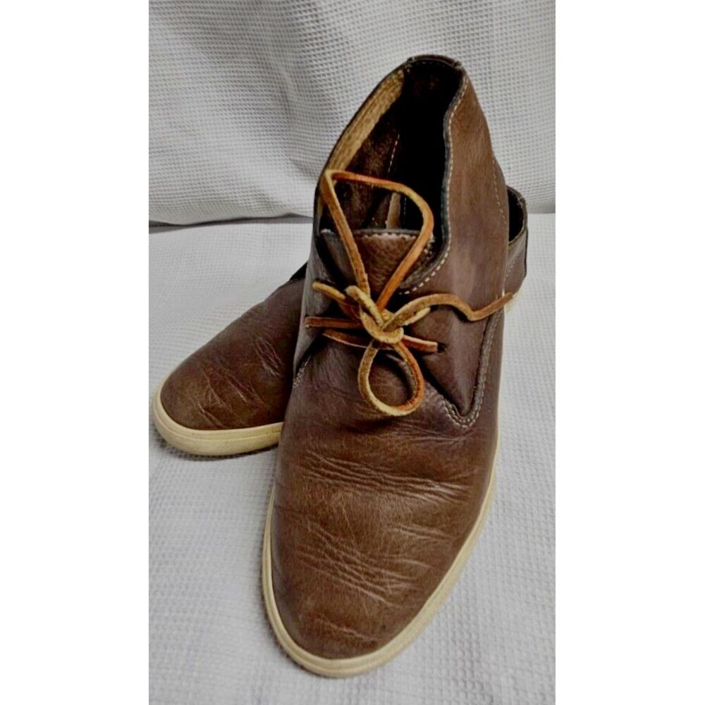 Frye Mindy Chukka soft leather sneaker Sz 5.5M lace up bootie brown